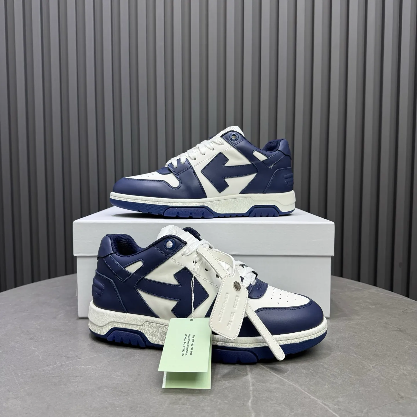 P620 OFF WHITE⚡️Couple model⚡️35-40 women’s model 39-46 men’s model